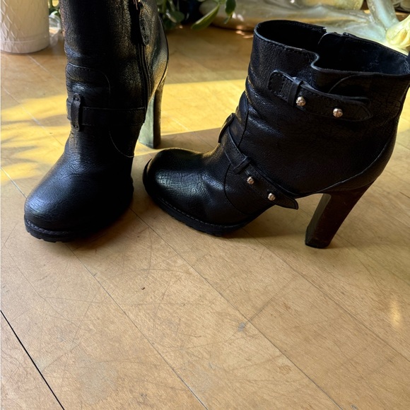Tory Burch Dark Brown Heeled Moto Boots size 11 - Picture 9 of 13